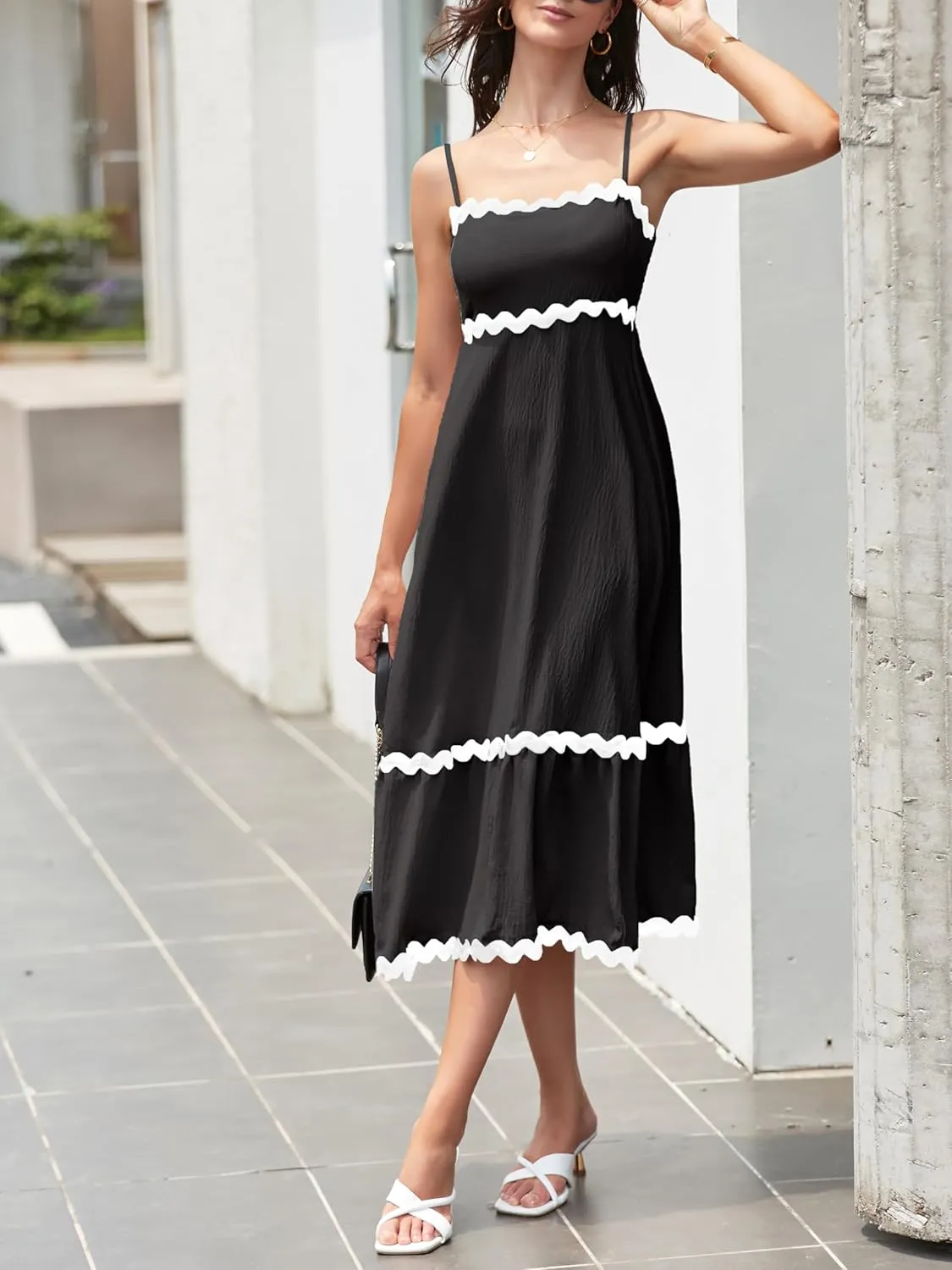 2025 Women's RIC Rac Dress Summer Spaghetti Straps Sleeveless Backless Sun Smocked Lace Swing a Line Midi Dress