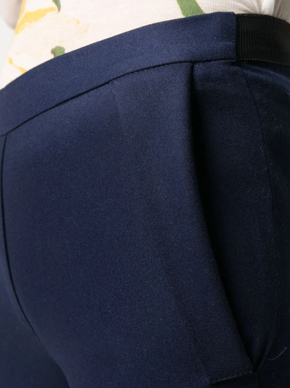 knitted slim-fit trousers