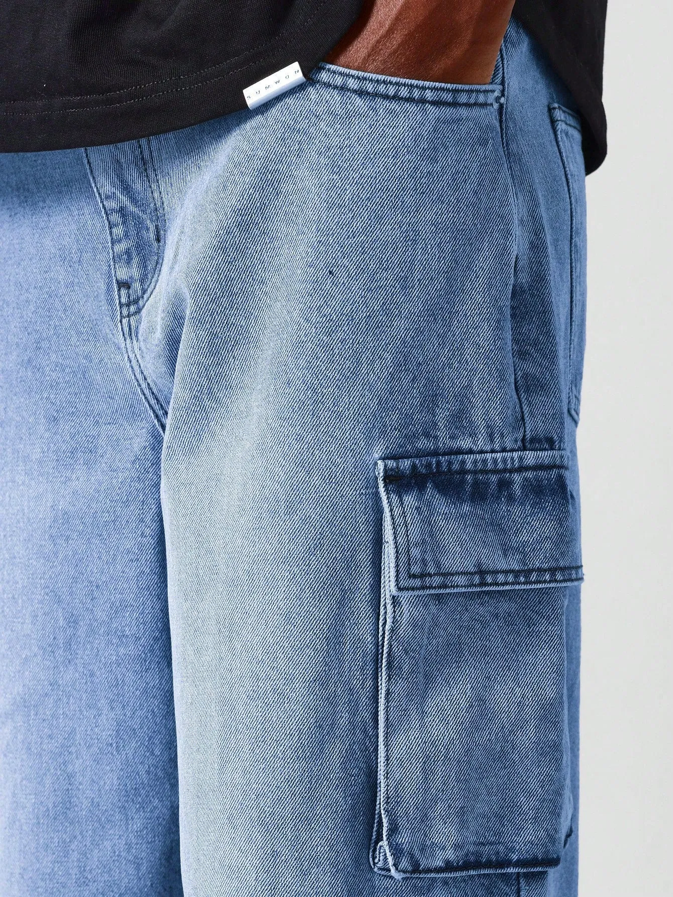 Loose Fit Cargo Jean