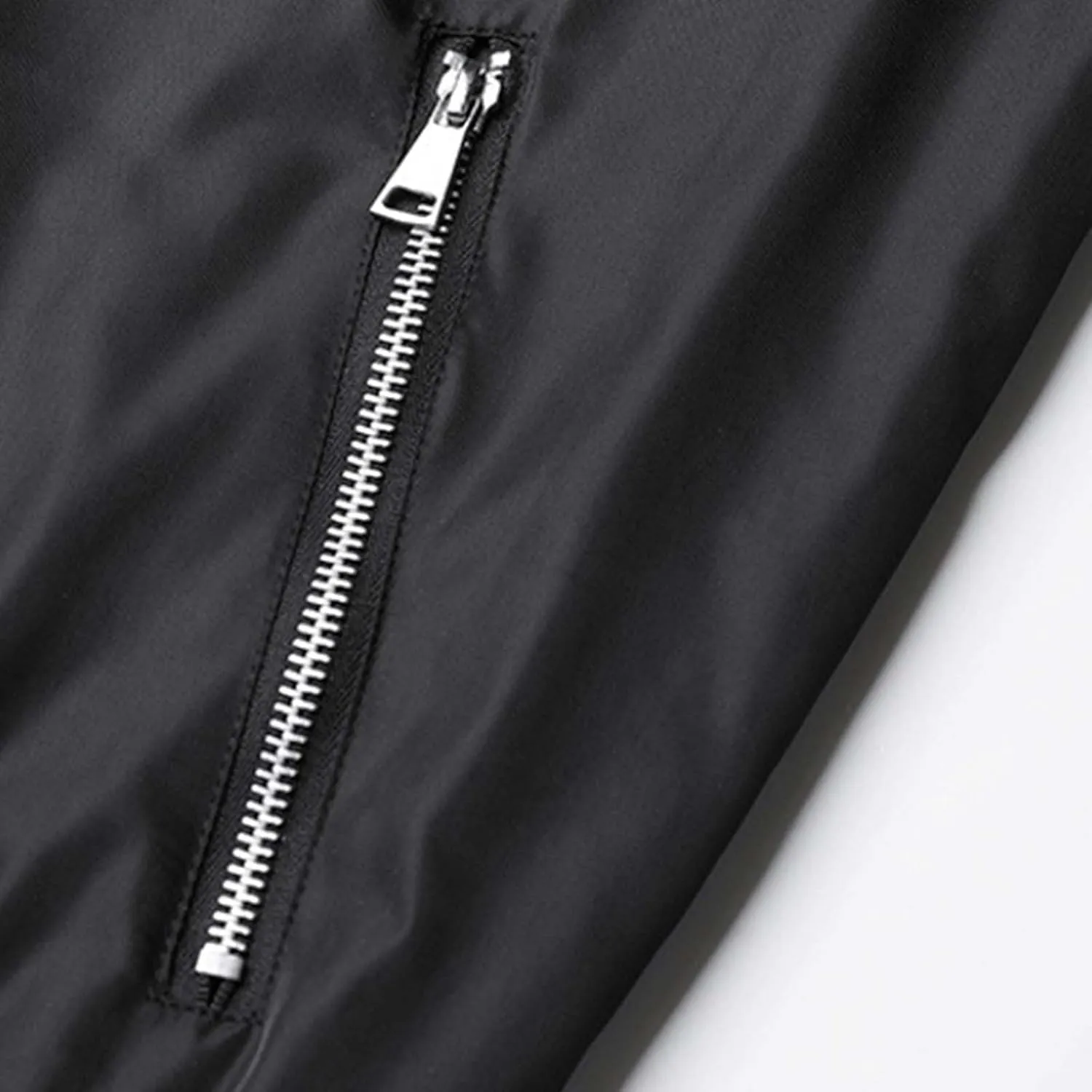 Men's Bomber JacketCausal Oversized Winter Bomber Jacket Men Warm Big and Tall Elastic Cuff Windproof Quilted Jacket