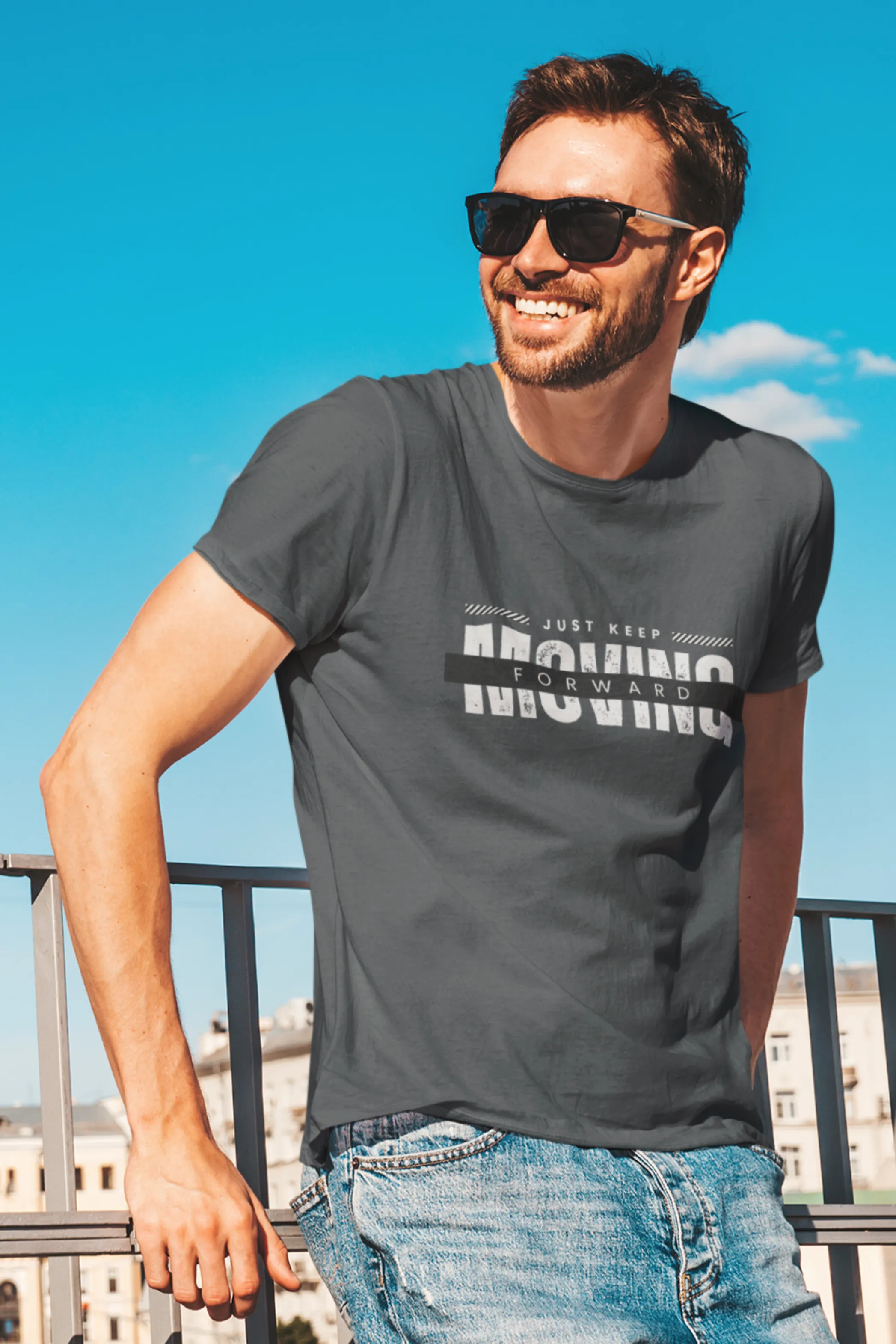 Moving Forward Printed T-shirt for men