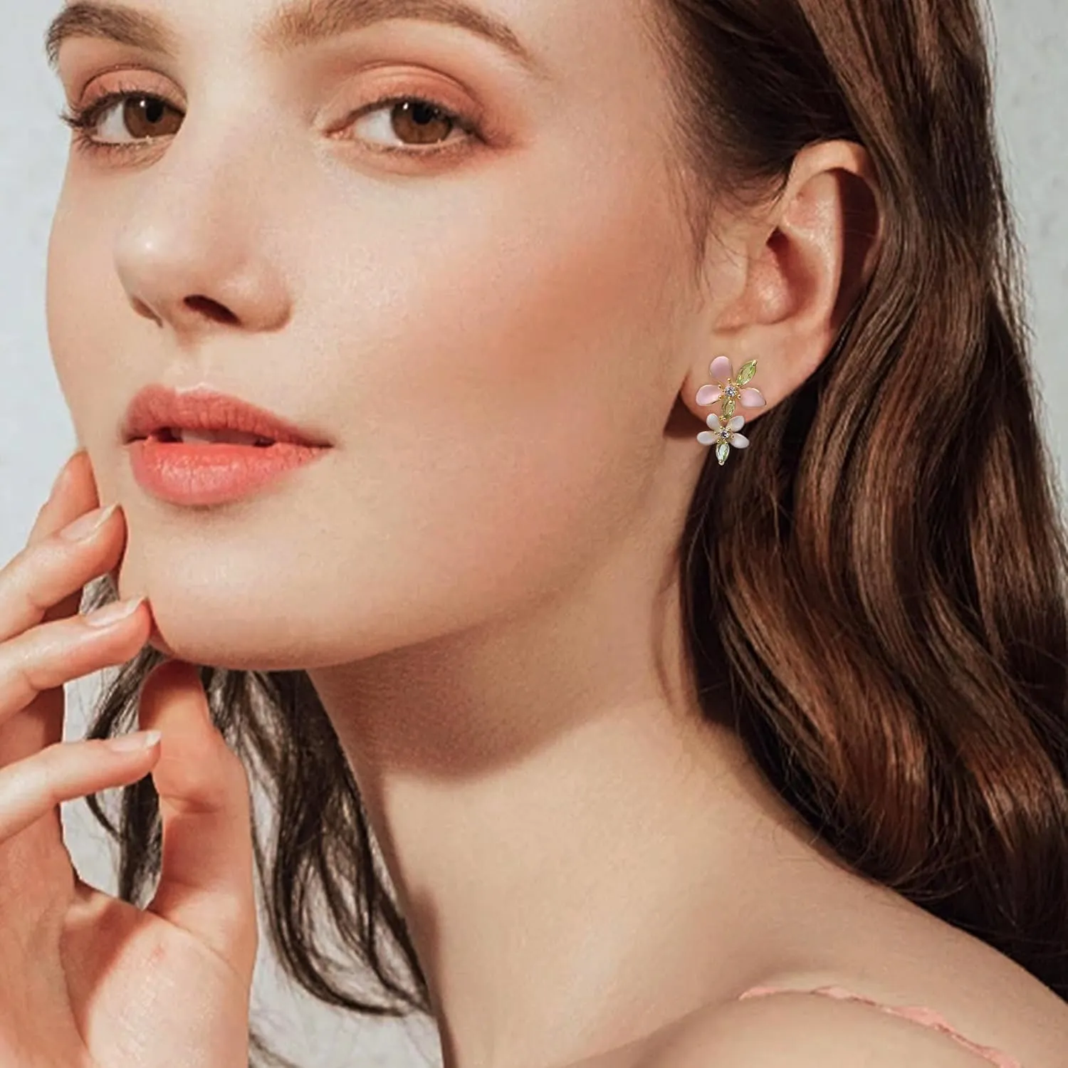 Sonateomber Flower Stud Earrings for Women, Cute Floral Rhinestone Enamel Earing Prom Hypoallergenic Fashion Jewelry Gift