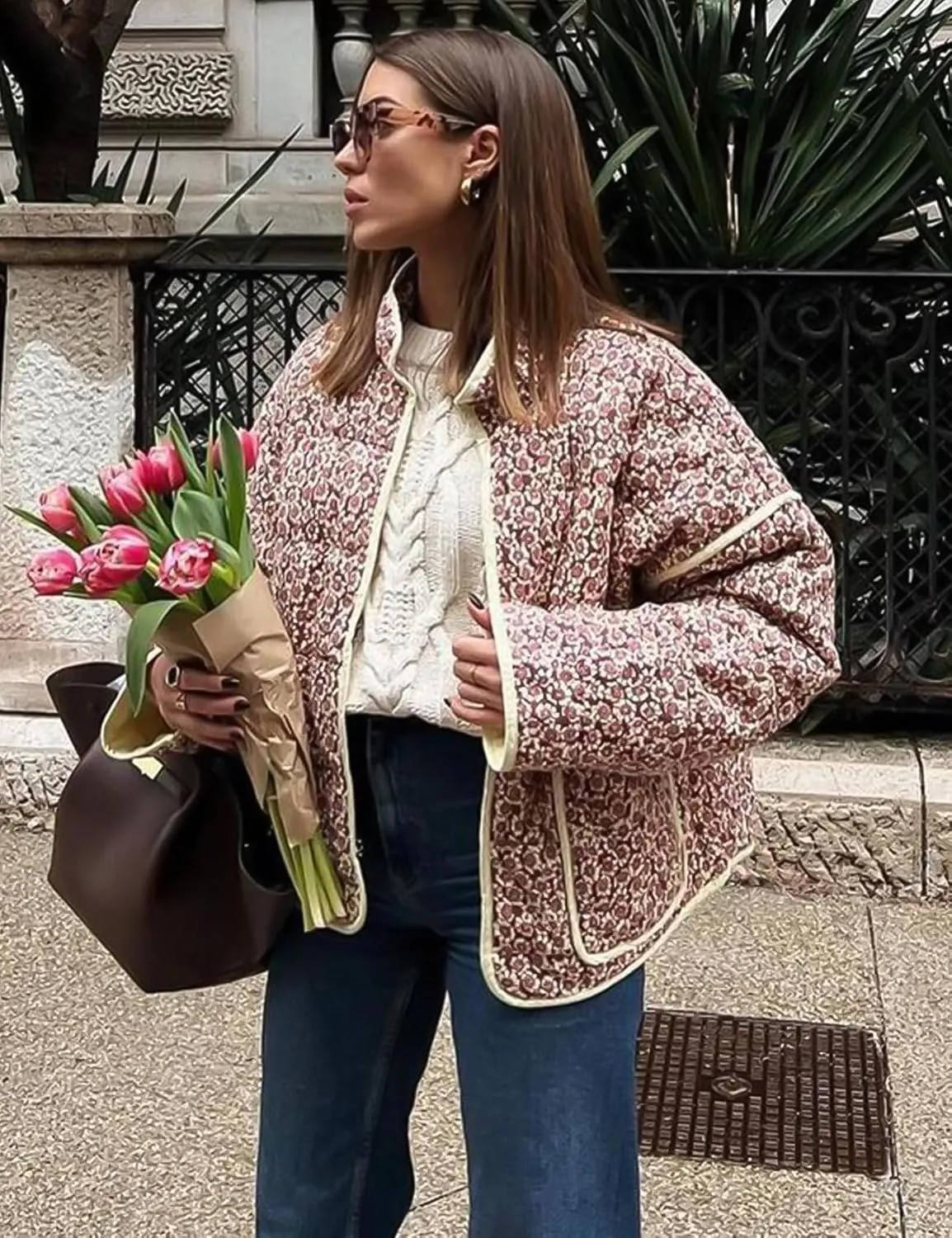 Womens Quilted Lightweight Jackets Floral Print Cropped Puffer Jacket Open Front Cardigan with Pockets Winter Coats